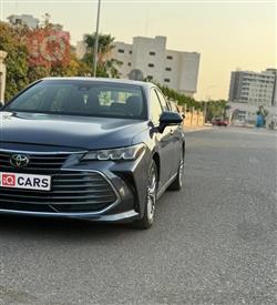 تويوتا أفالون